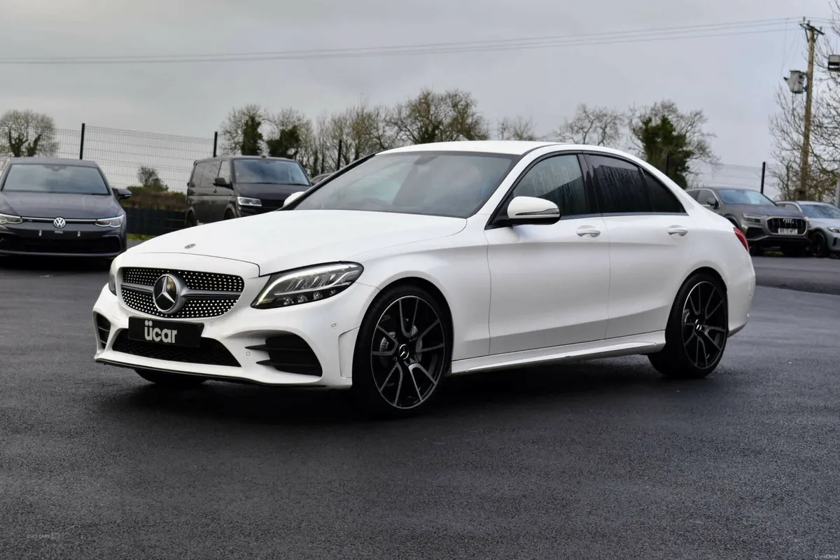 Mercedes-Benz C-Class 2.0 C 220 AMG Line D Auto 4d - Image 3