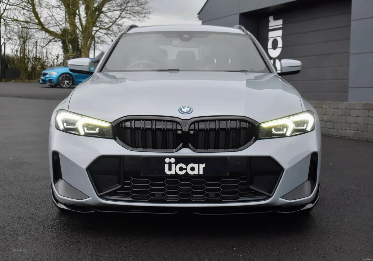 BMW 3-Series 2.0 330E M Sport Auto 5dr - Image 2