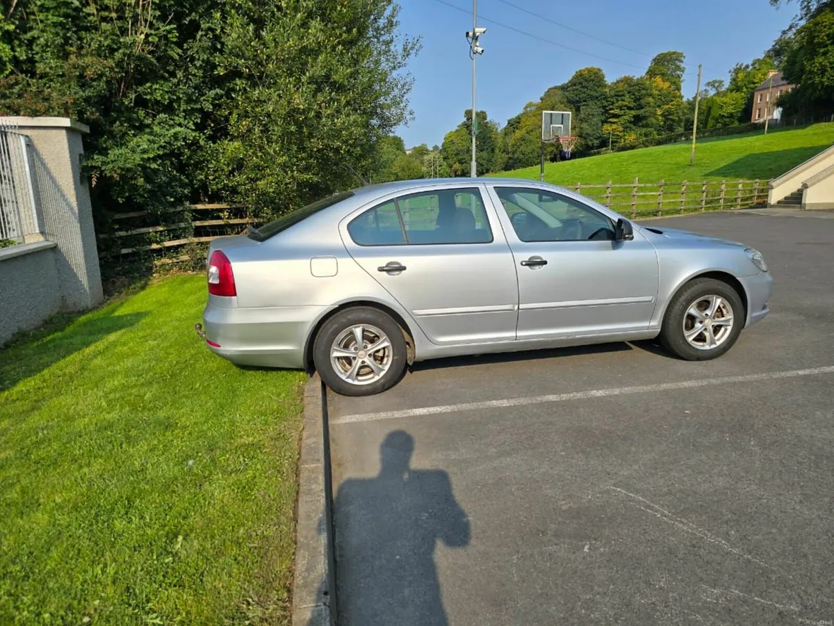 Skoda Octavia 2011 - Image 4