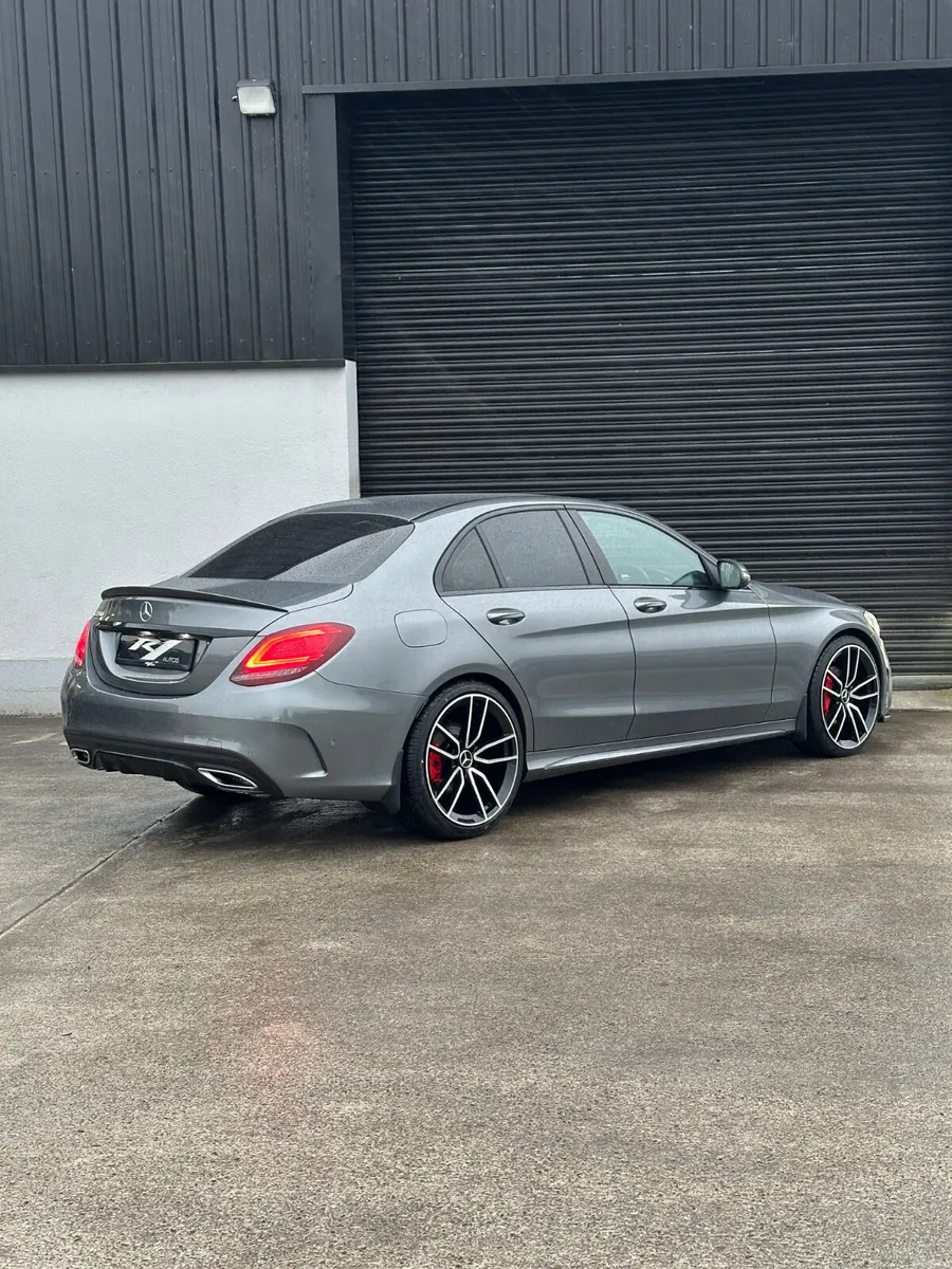 2019 Mercedes-Benz C220 AMG PREMIUM - Image 3