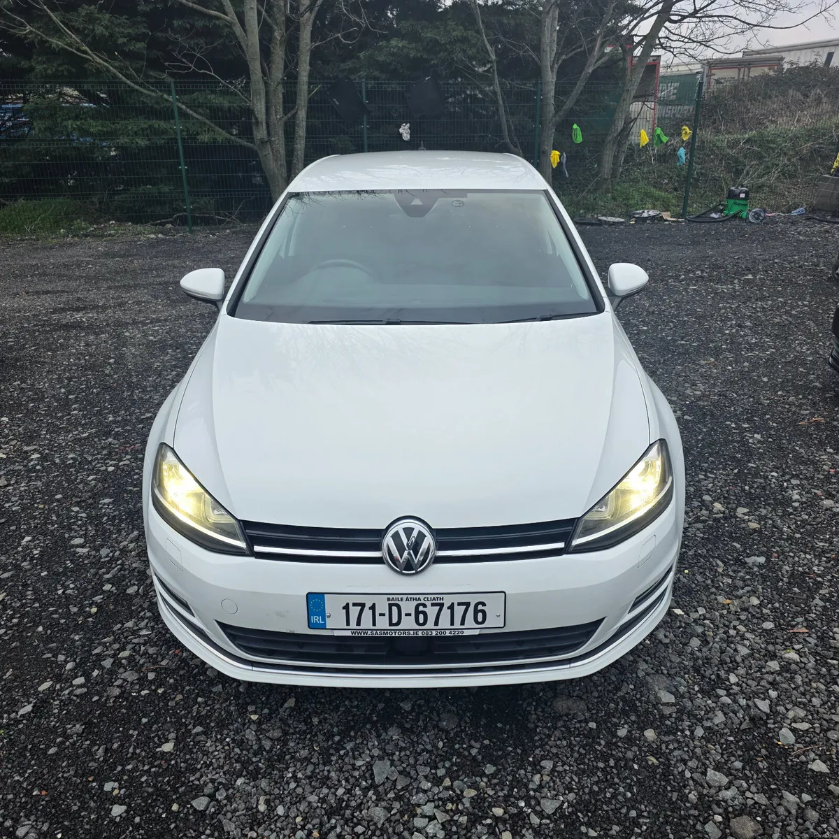 Volkswagen Golf 2017 Automatic Highline - Image 2