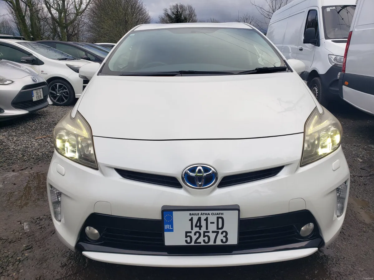 Toyota Prius 2014 - Image 2