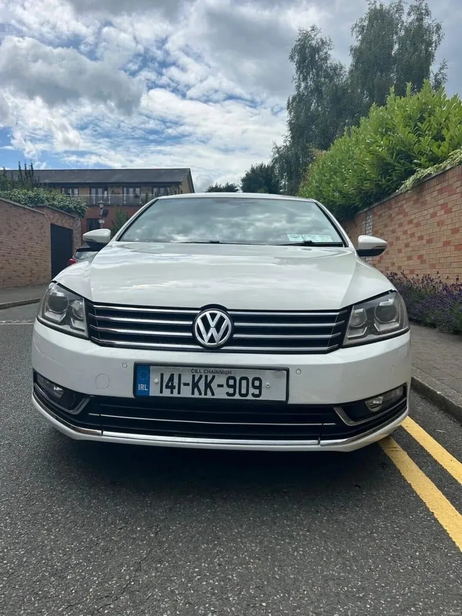 Volkswagen Passat 2014 - Image 1