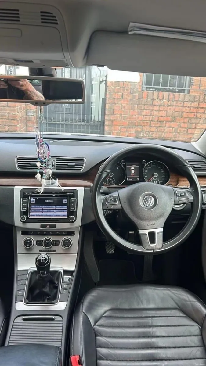 Volkswagen Passat 2014 - Image 4