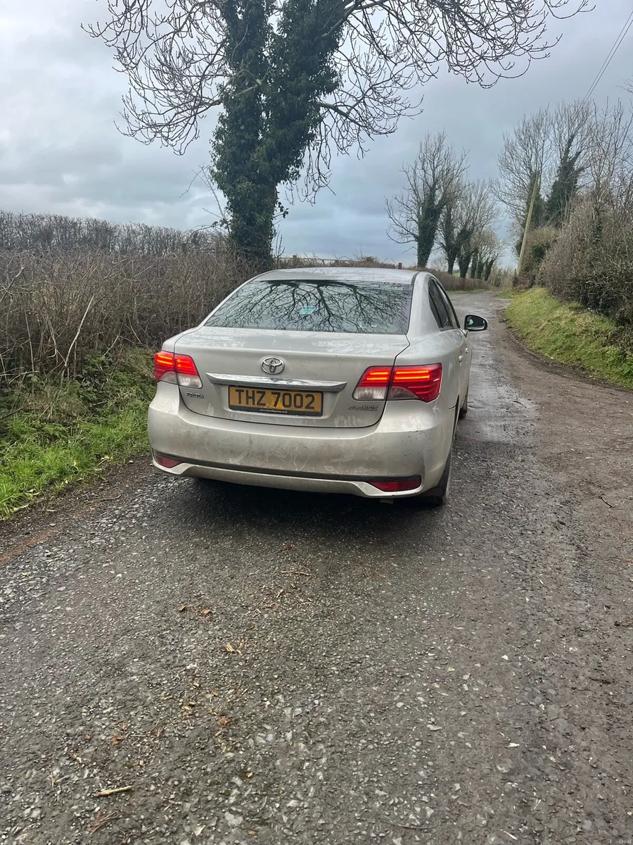 Toyota avensis - Image 3
