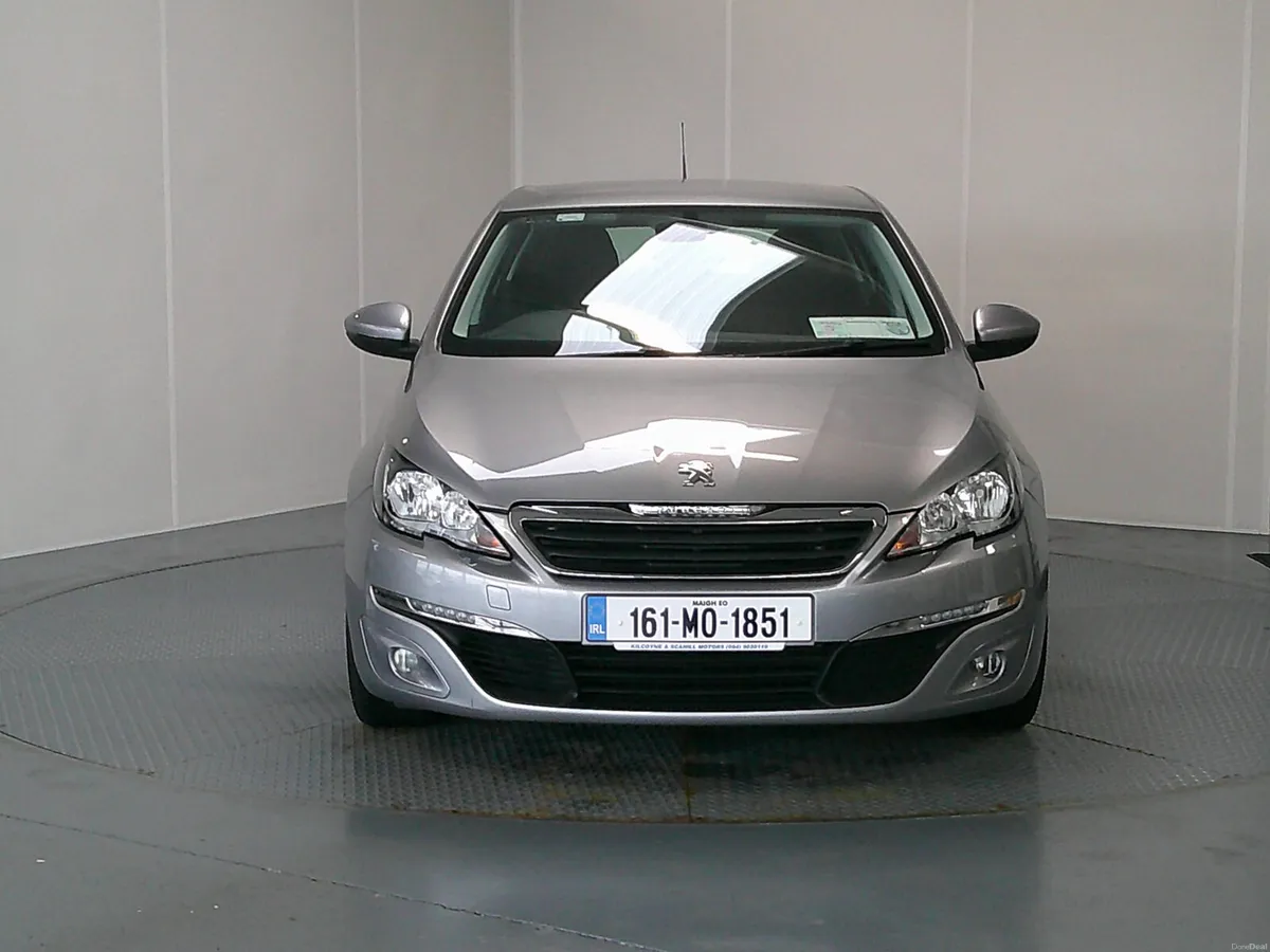Peugeot 308 2016 - Image 2