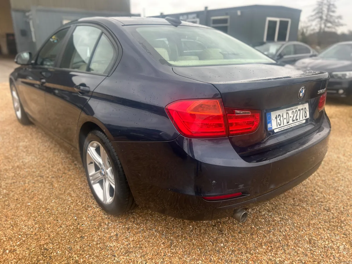 BMW 3-Series 2013 - Image 4
