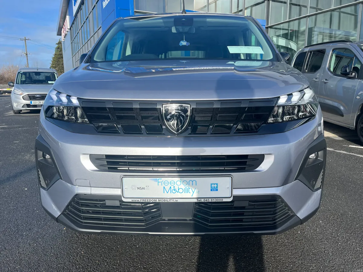 Peugeot Rifter 2024 Wheelchair Access Low Kms - Image 2