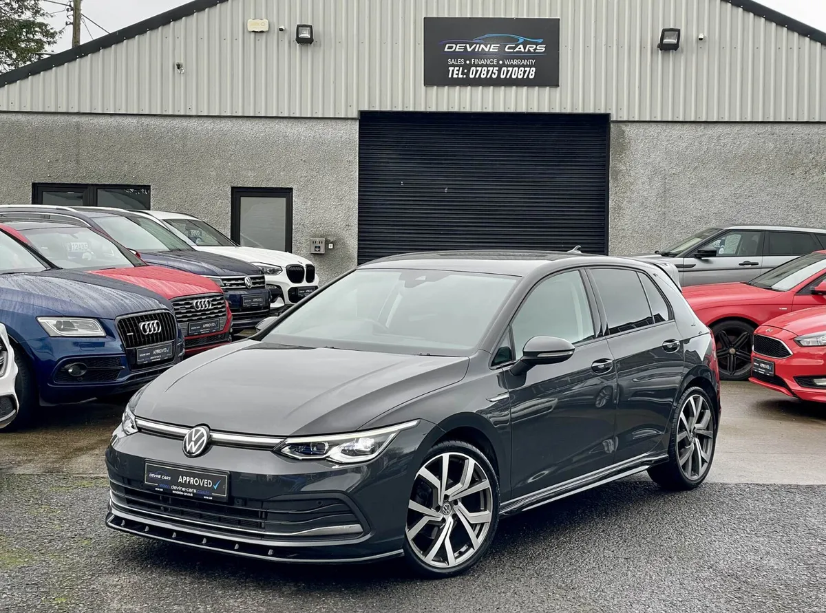 Oct 2022 Volkswagen Golf 2.0 TDI Style DSG - Image 3