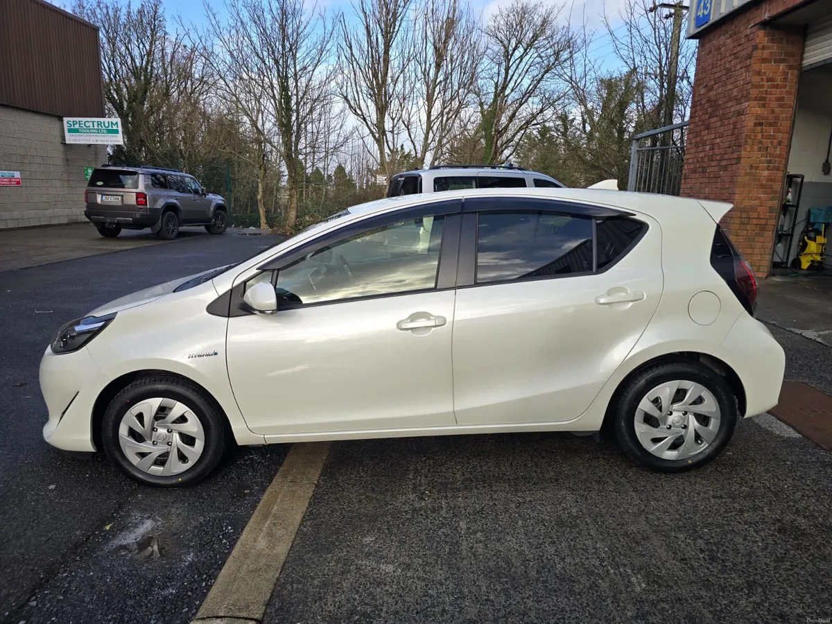 Toyota Aqua 1.5L Hybrid 2020 - Image 3