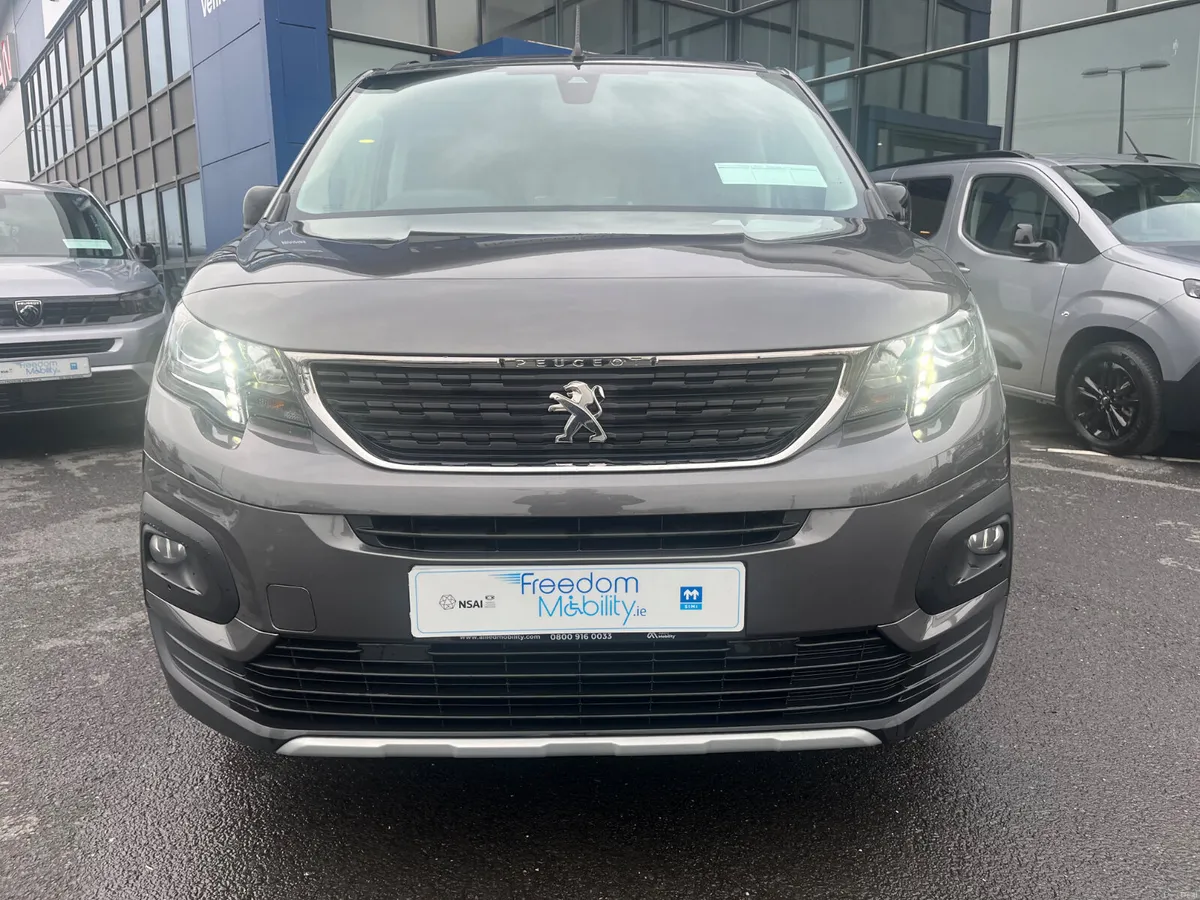 Peugeot Rifter 2023 Auto Wheelchair Access - Image 2