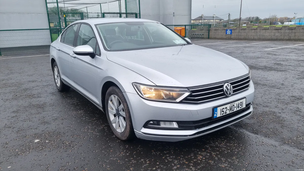15 Volkswagen Passat 1.6 Tdi - Image 1