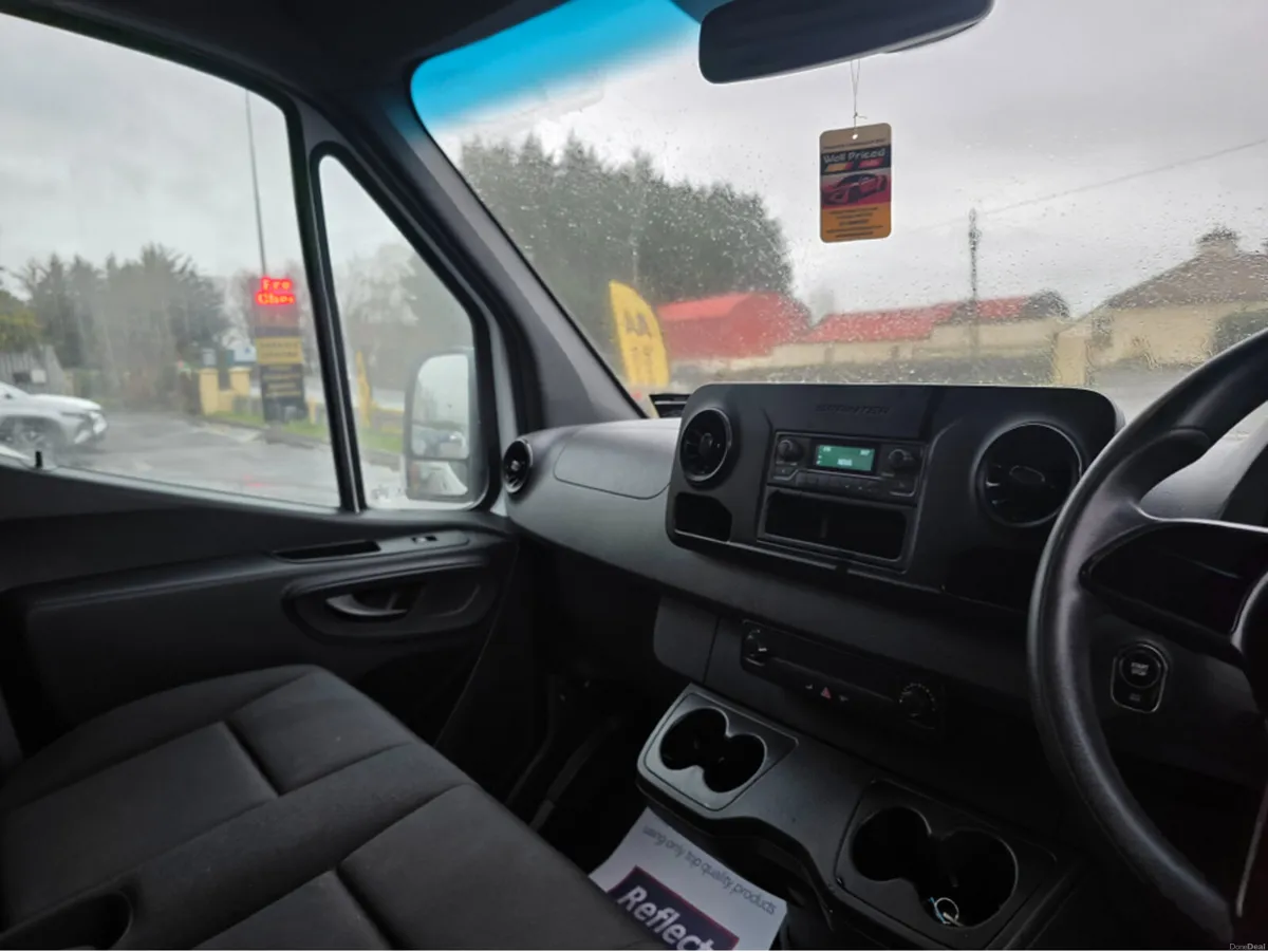 Mercedes-Benz E-Class SPRINTER 312/39 6DR AUTO ELE - Image 3