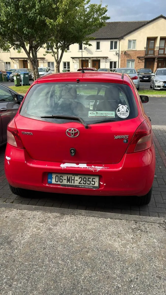Toyota Yaris 2006 - Image 2