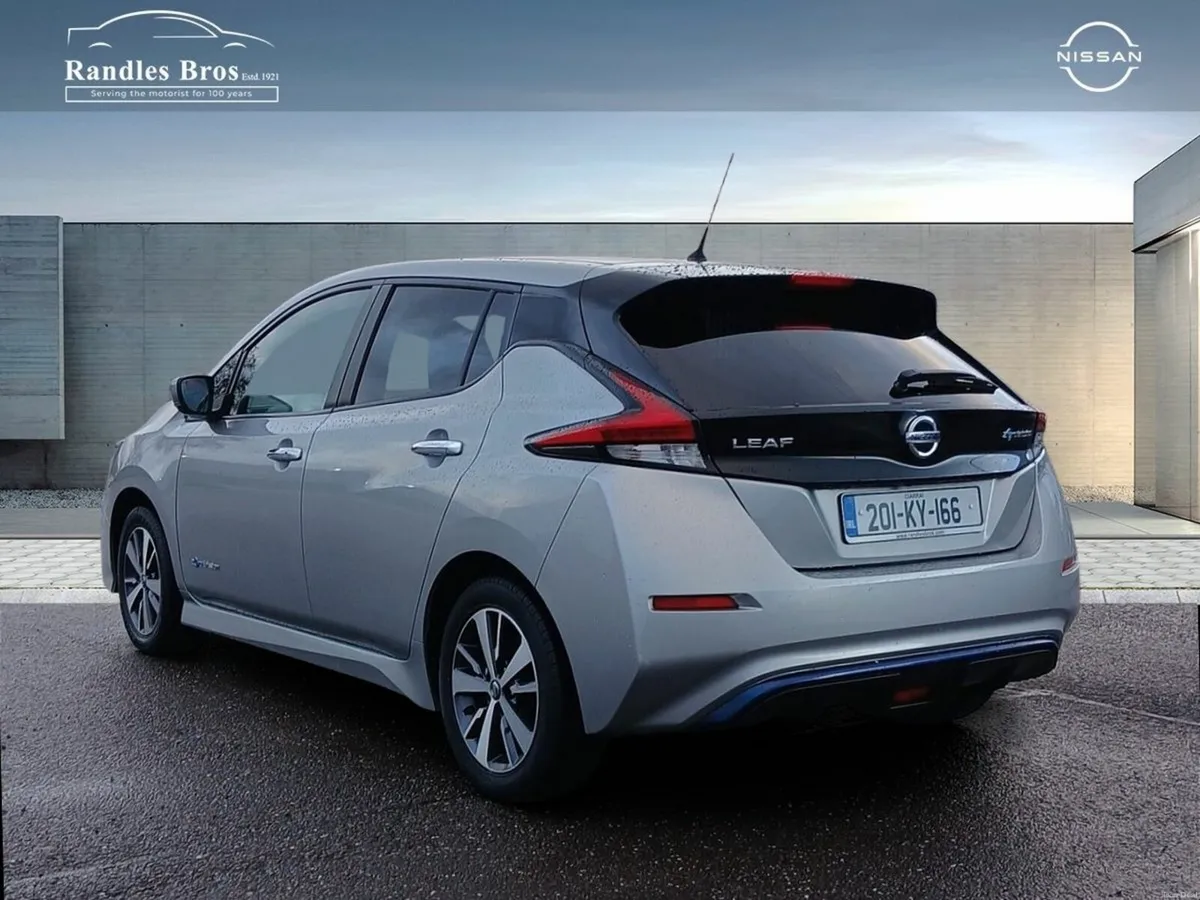 Nissan Leaf Leaf SV 40 kWh - Image 2