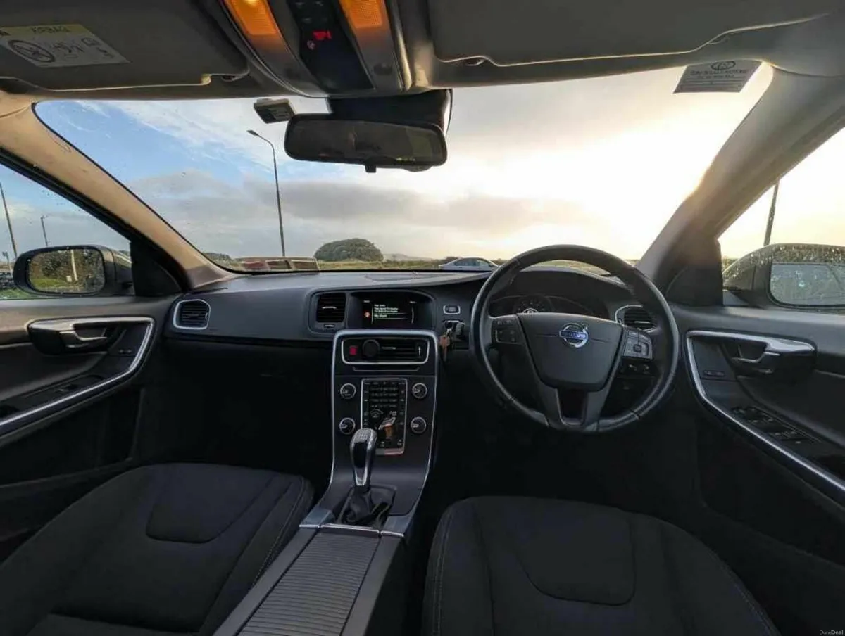 Volvo V60 2016 - Image 3