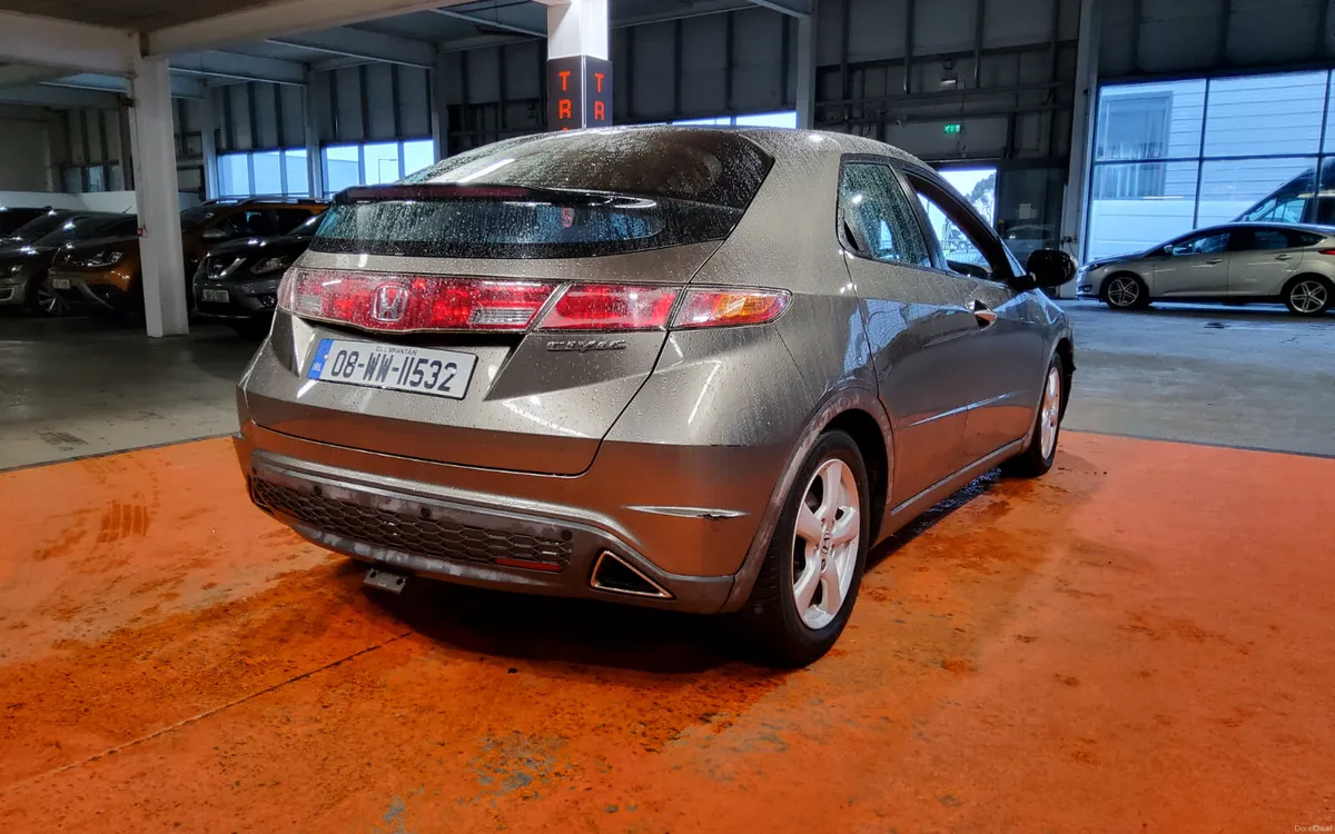 Honda Civic 2008 - Image 4