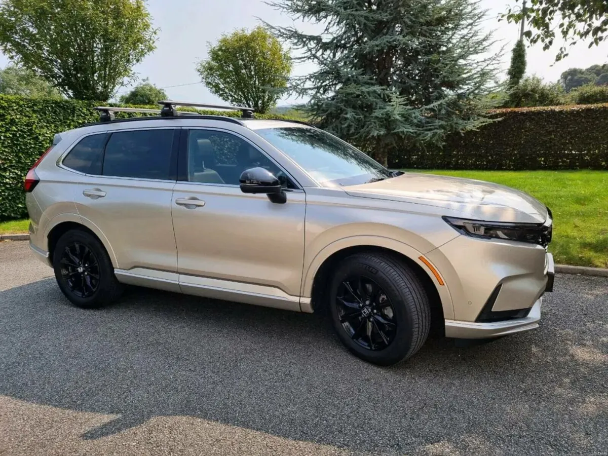 242 Honda CRV PHEV 26,000km - Image 2