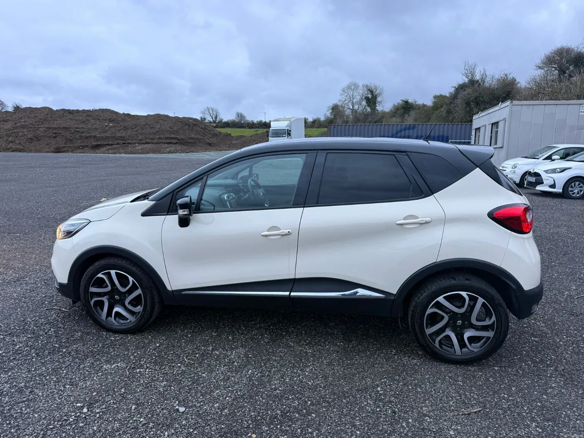 Renault Captur 2017 - Image 2
