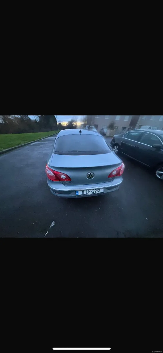 Volkswagen Passat cc  2011 - Image 2