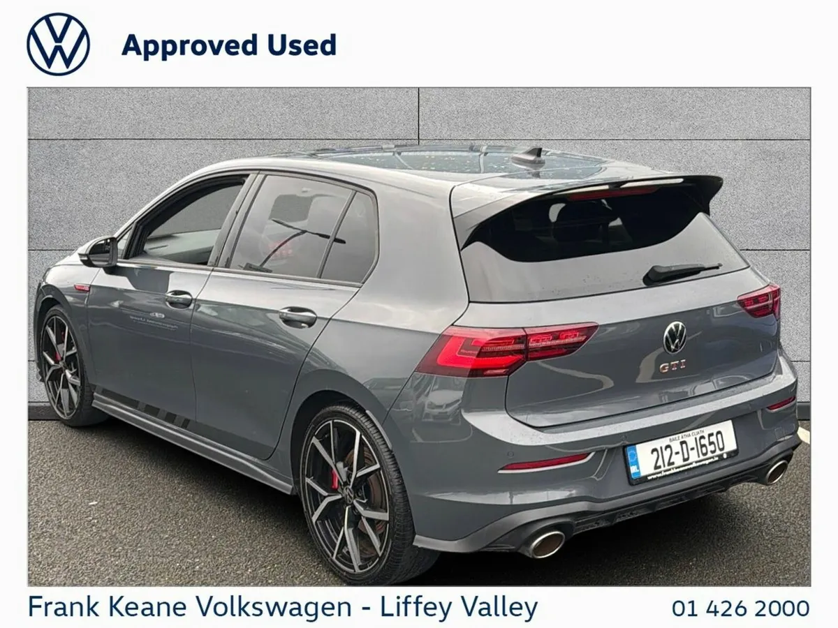 Volkswagen Golf GTI CLUBSPORT AUTO 2.0 TSI 300HP * - Image 3