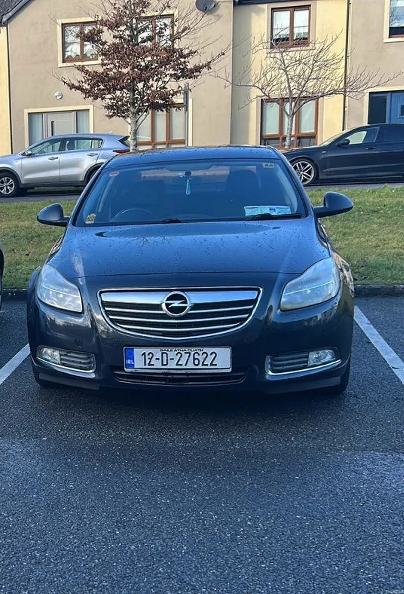 2012 Opel Insignia - Image 1