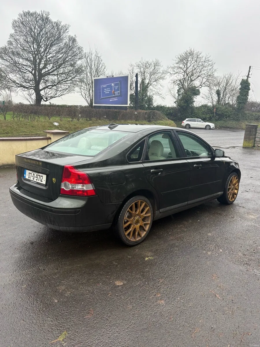 2007 Volvo s40 tax 4/26 doe 5/26 mint condition - Image 2