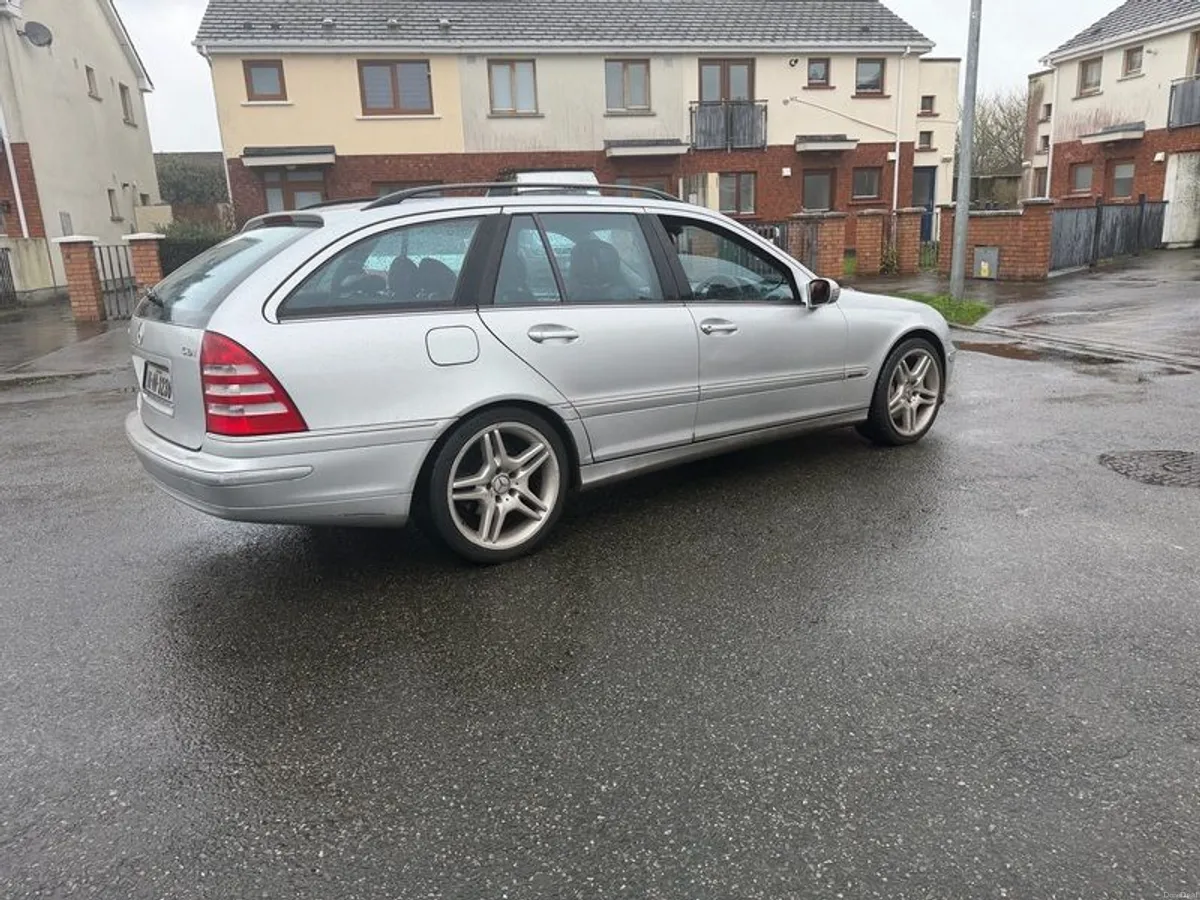 2006 Mercedes Benz C220 - Image 4
