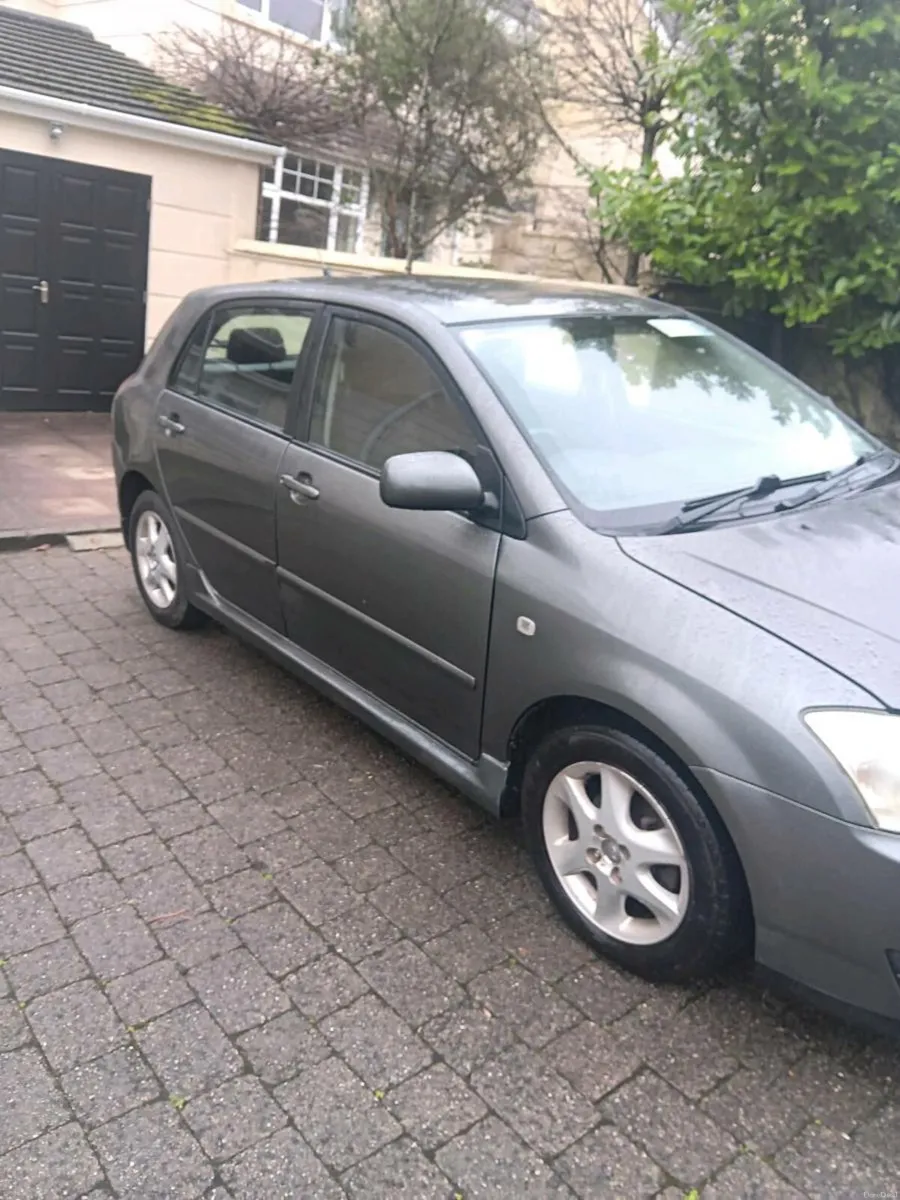 Toyota Corolla - Image 3