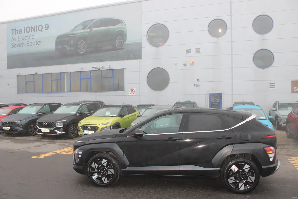 Hyundai KONA 2023 - Image 2