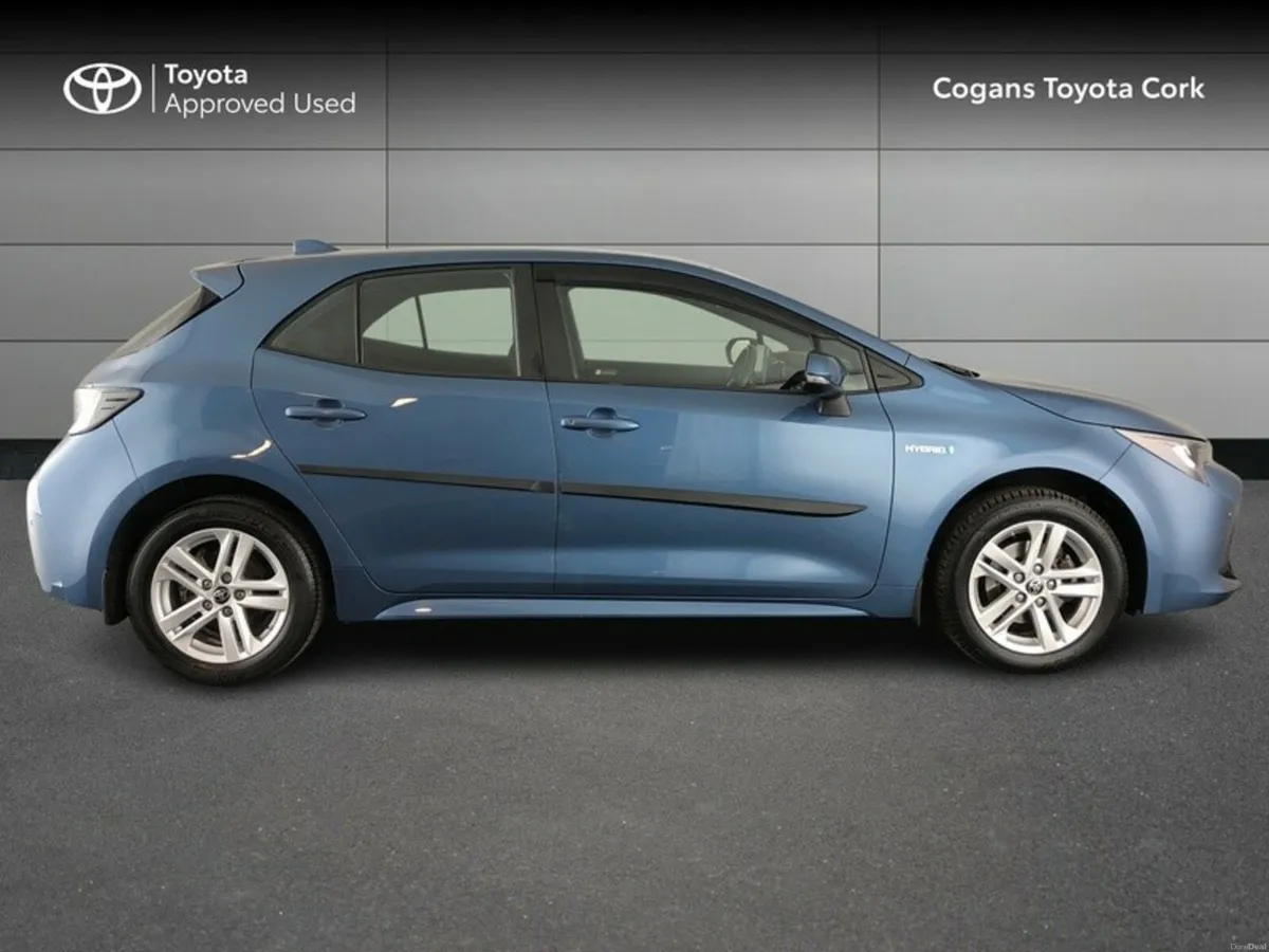 Toyota Corolla LUNA HB - Image 3