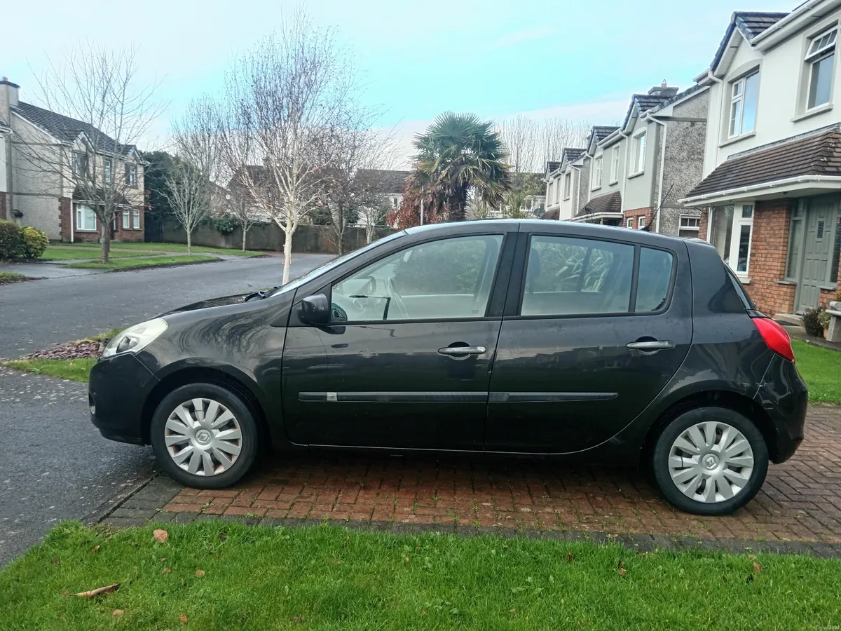 Renault Clio 2010 - Image 3