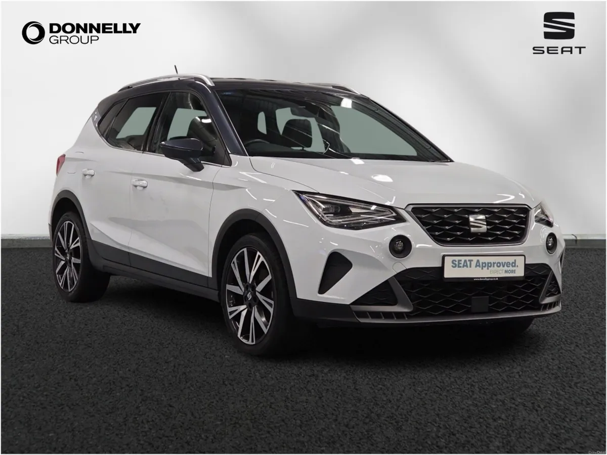 SEAT Arona Hatchback FR Edition - Image 1