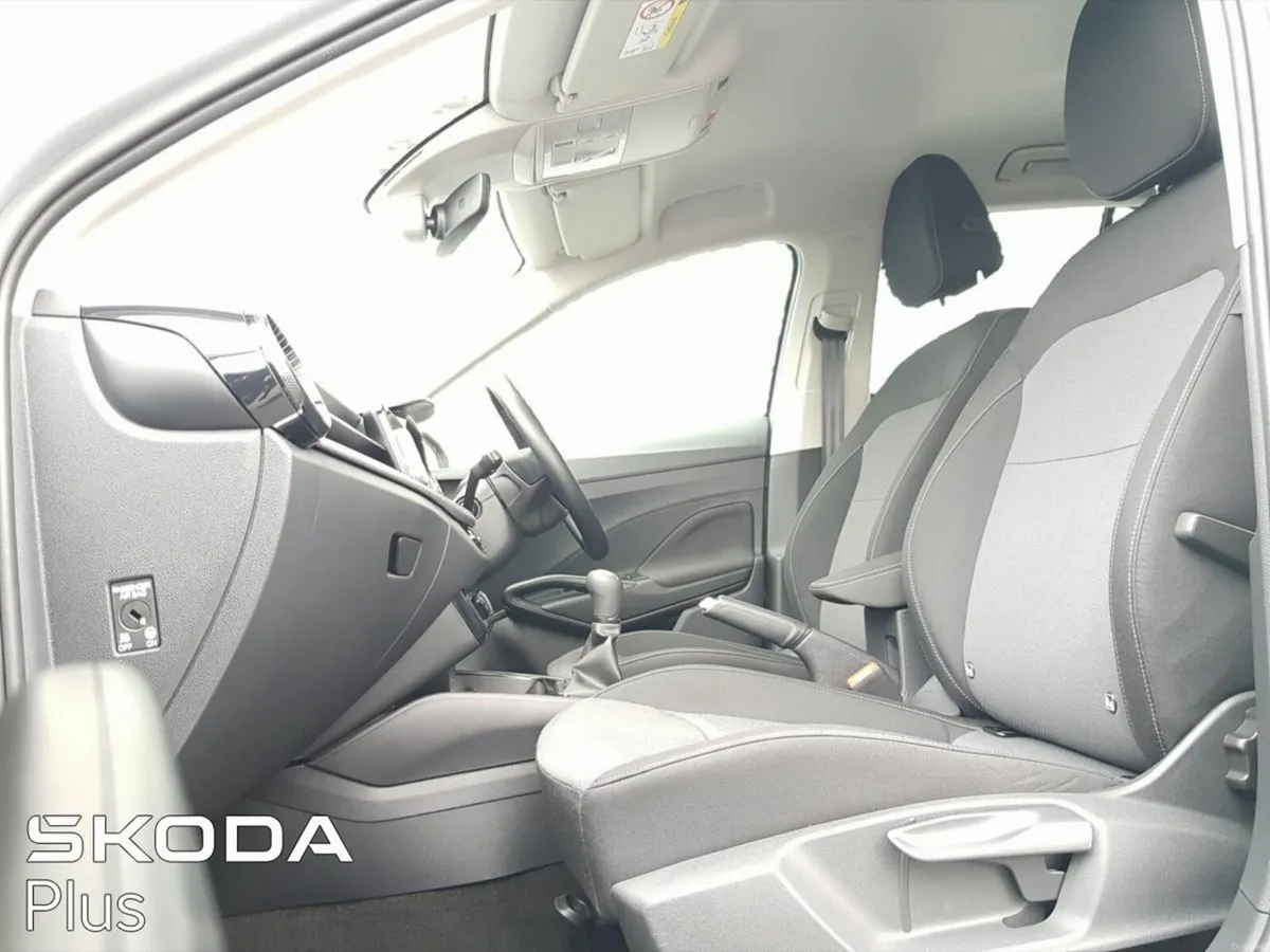 Skoda Fabia FABIA SELECTION 1.0MPI 80HP - Image 3