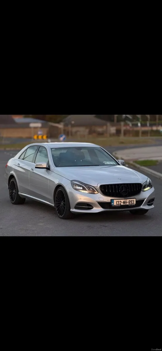 Mercedes-Benz E-Class 2013 - Image 3