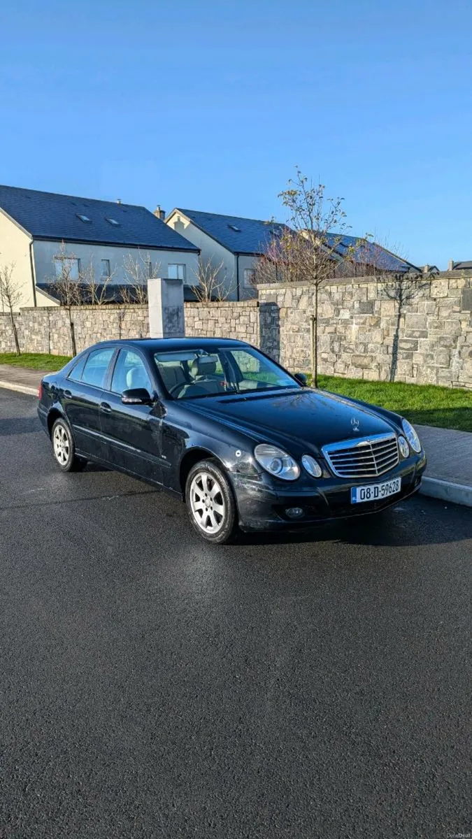 Mersedes E280 (Government car) - Image 2