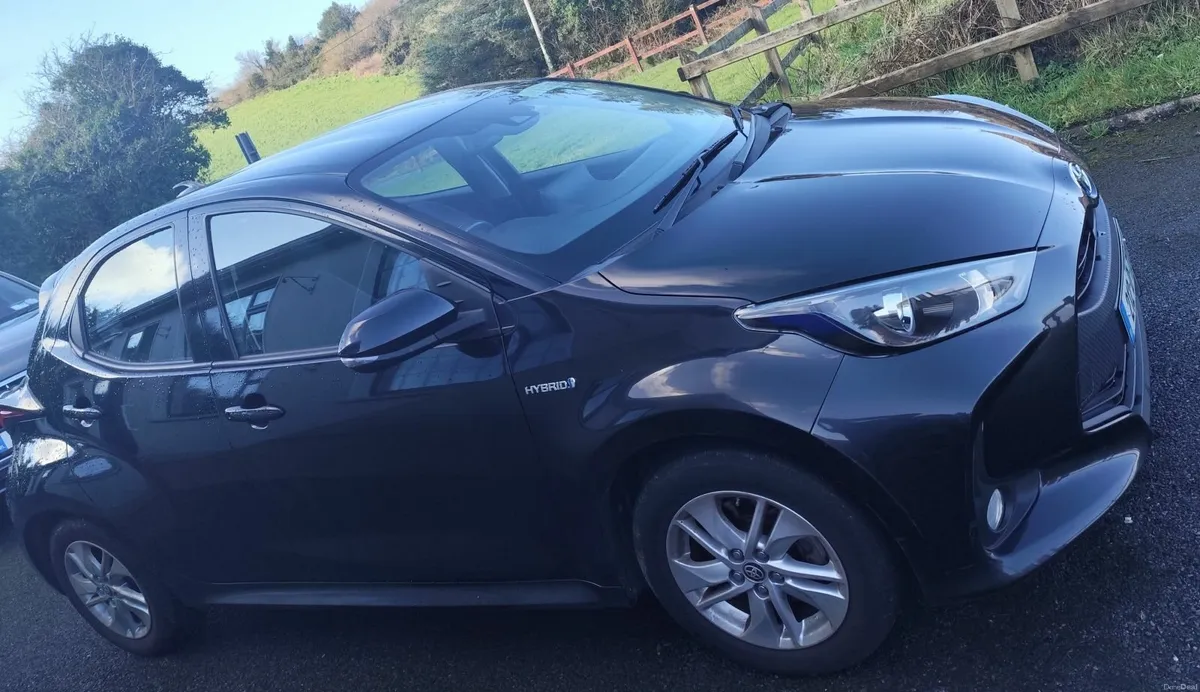 Toyota Yaris 2021 - Image 3