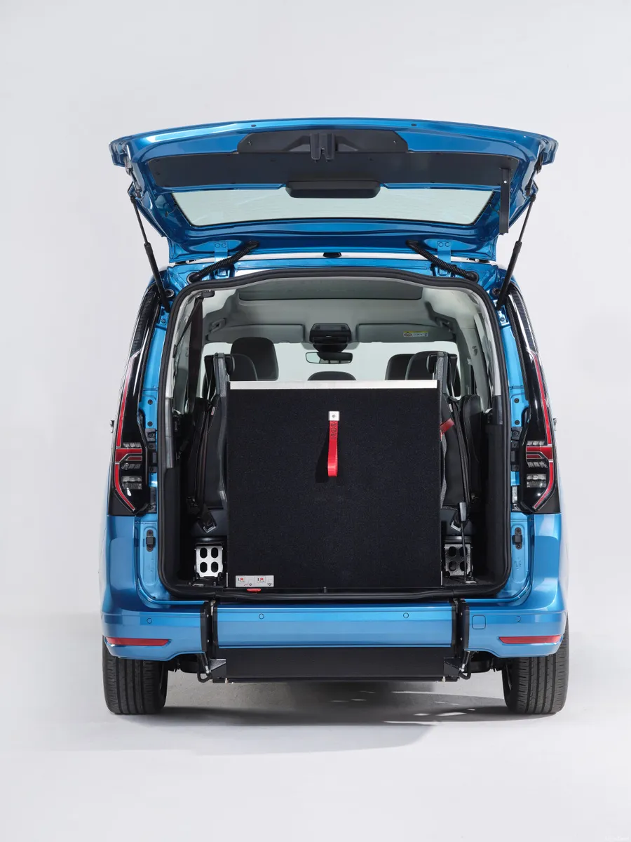 Taxi Spec PHEV Wav VW Caddy Life - Image 4