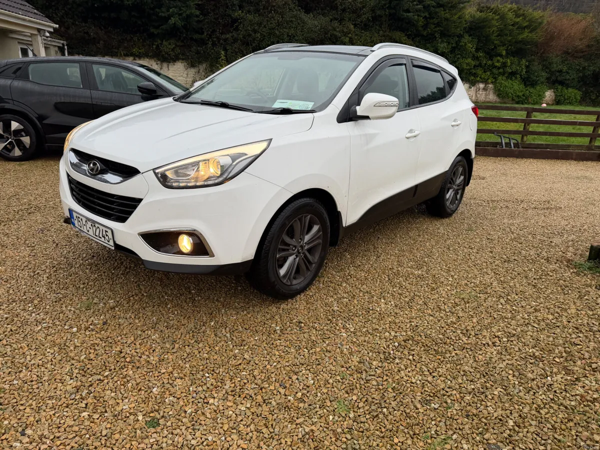 Hyundai ix35 2015 1.7 Premium Full Pan Roof - Image 4