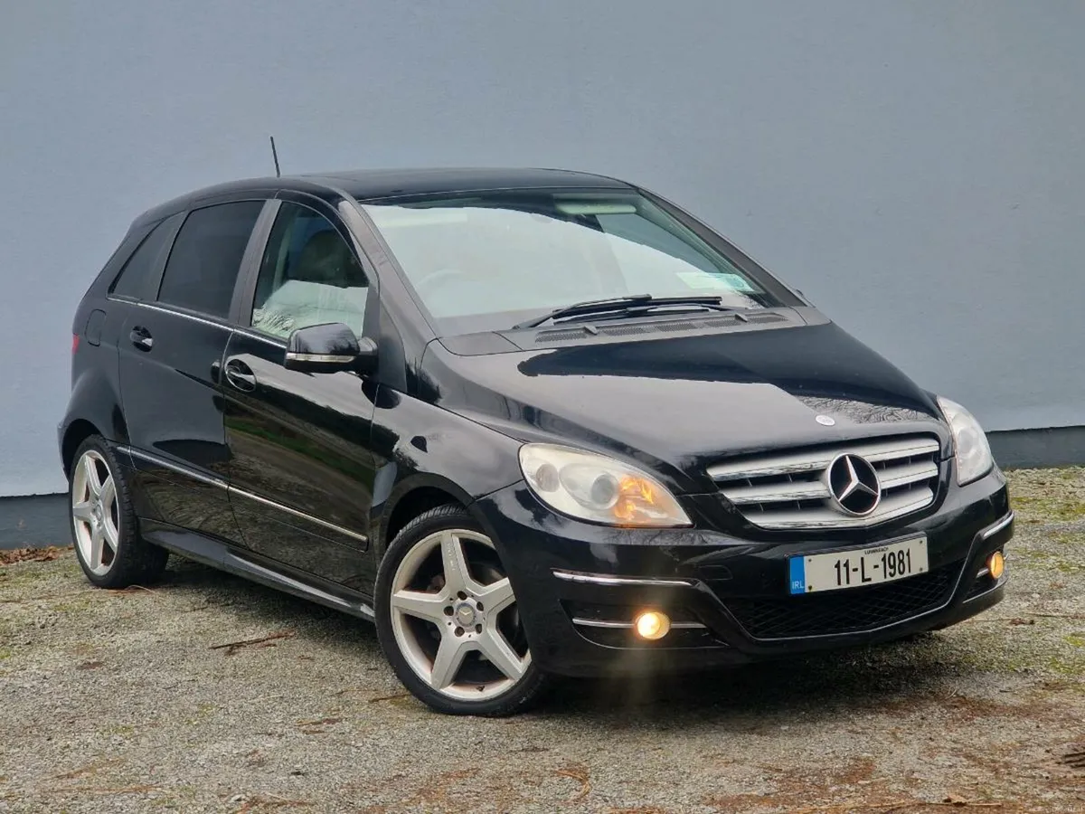 MERCEDES B180 AUTOMATIC LOW MILEAGE - Image 1