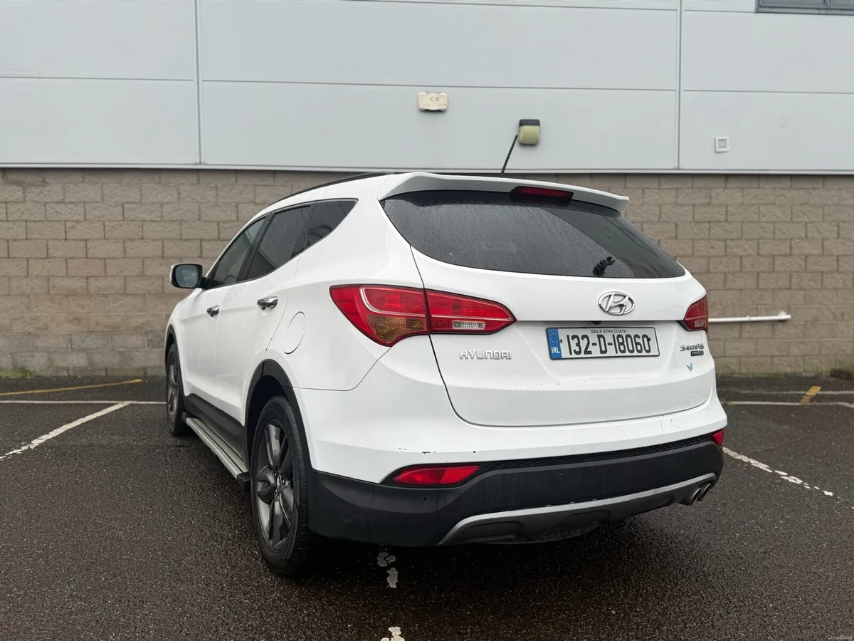 HYUNDAI SANTA FE 2.2 PREMIUM - Image 2