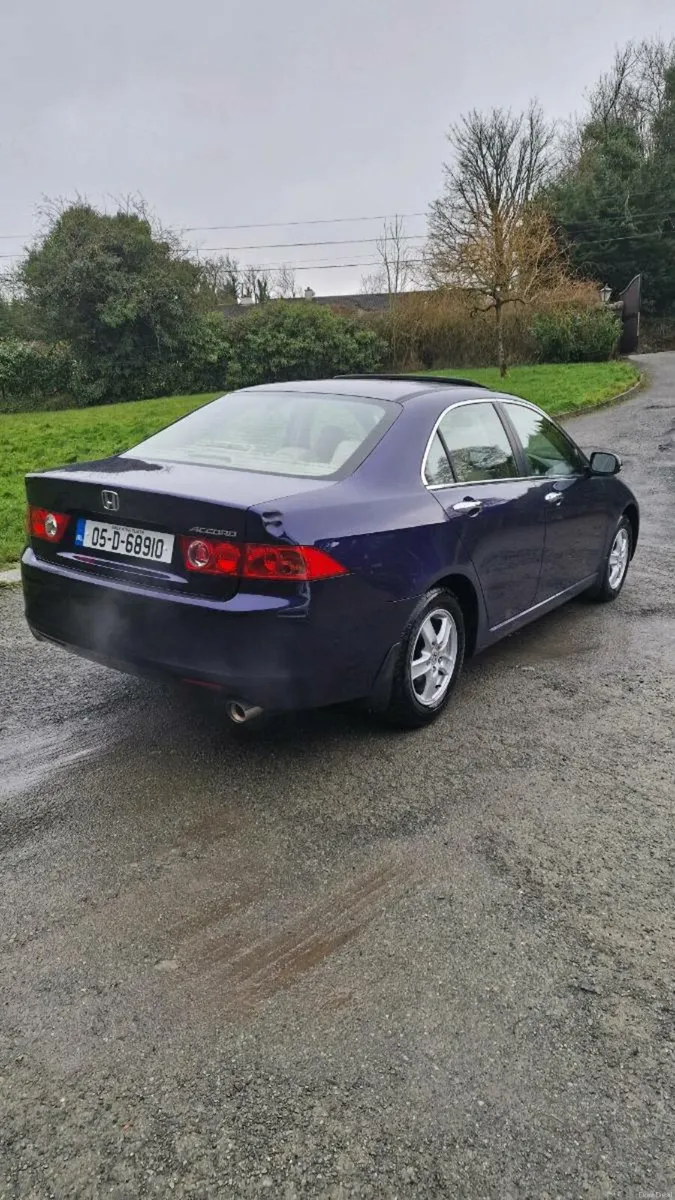Honda Accord Executive 2.0 Automatic - Image 3