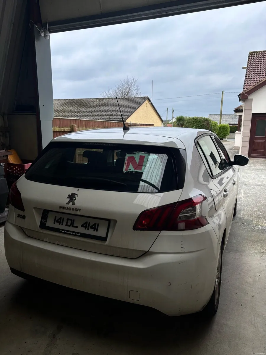 2014 Peugeot 308 - Image 2