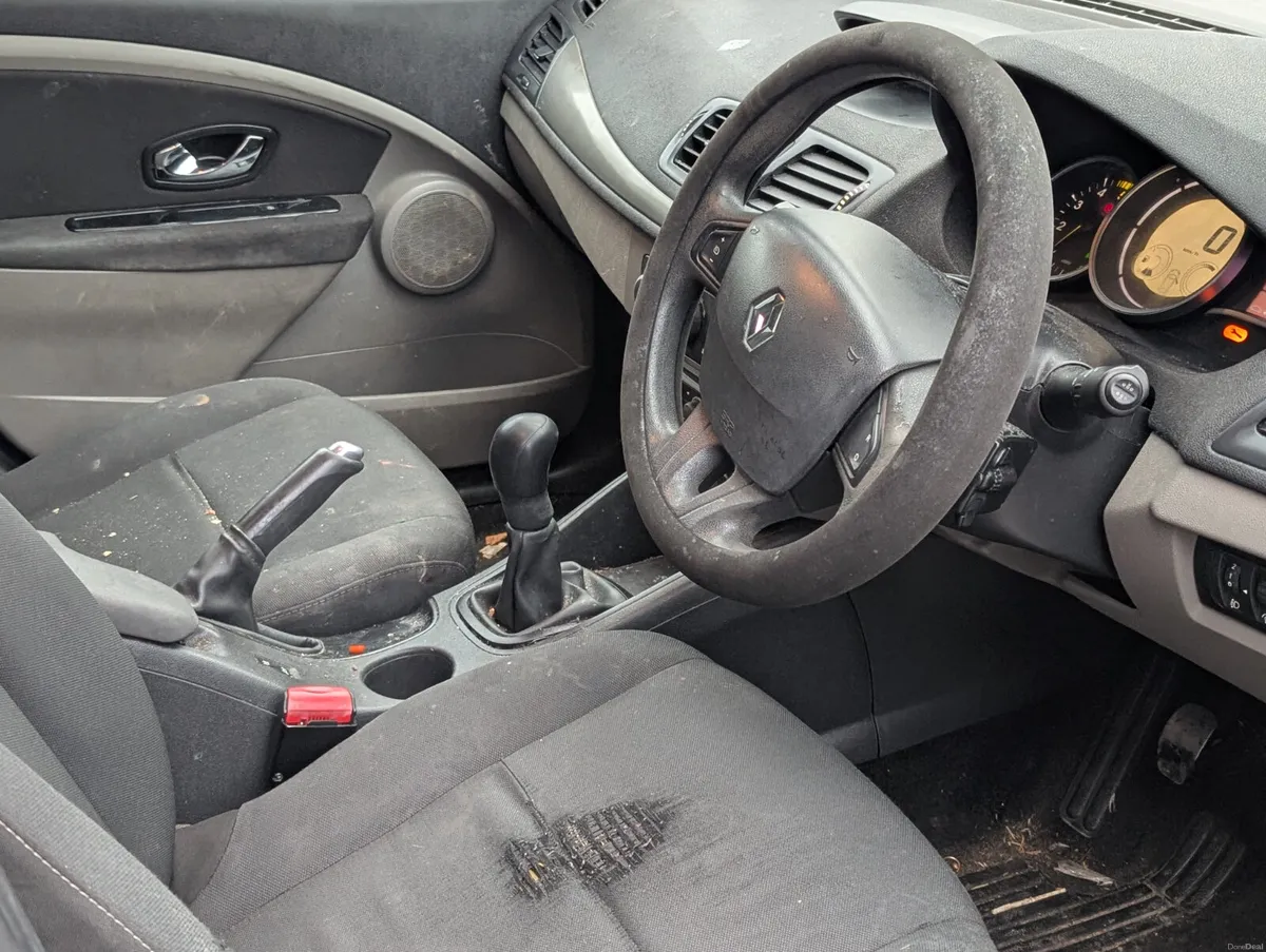 2012 Renault Fluence 1.5 Diesel - Image 4