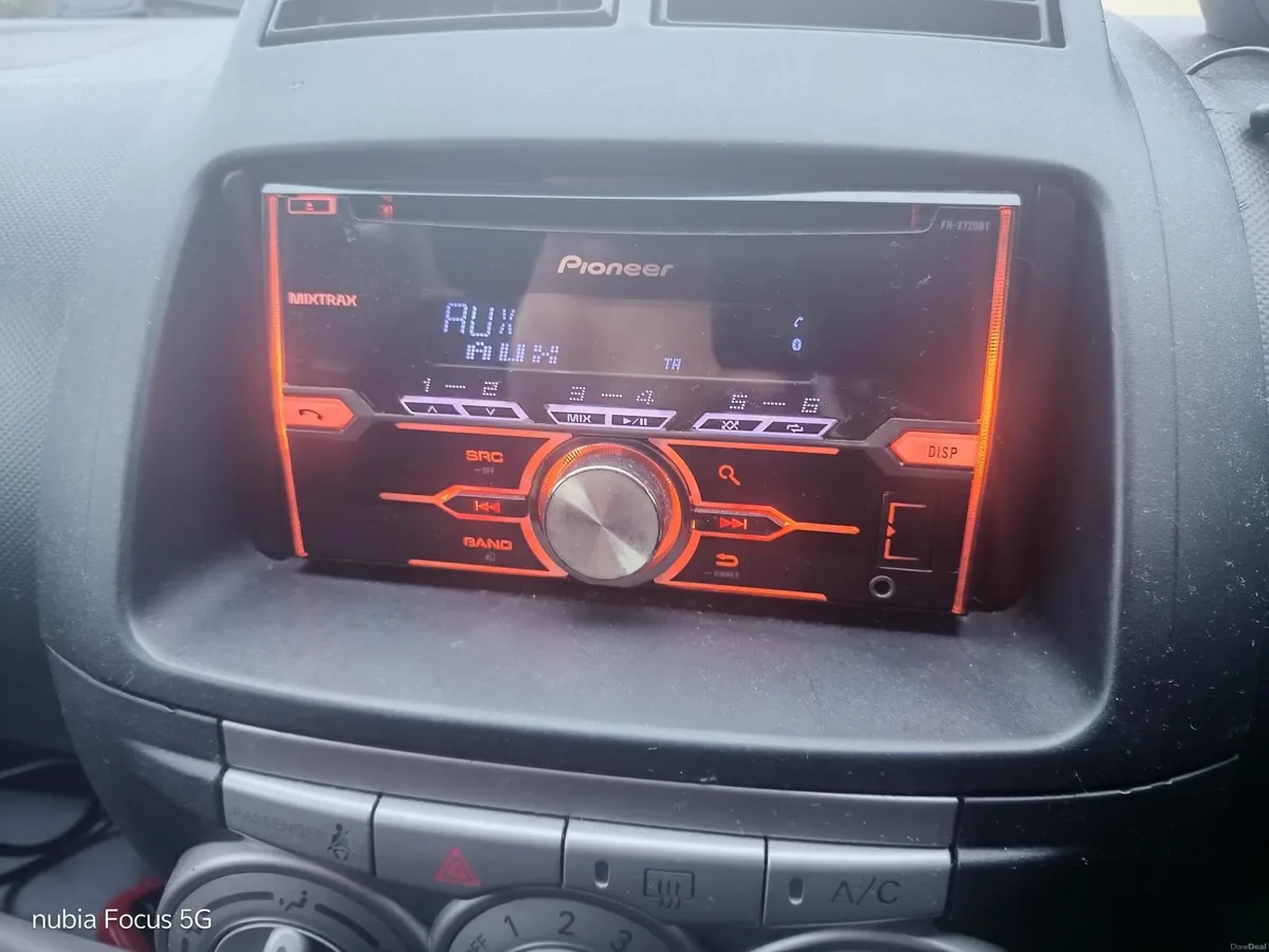 Daihatsu Sirion gx Sport toyota - Image 4