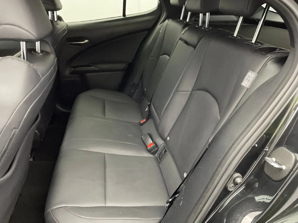 Lexus UX 250H PREMIUM SPORT EDITION // 212 REG - Image 3