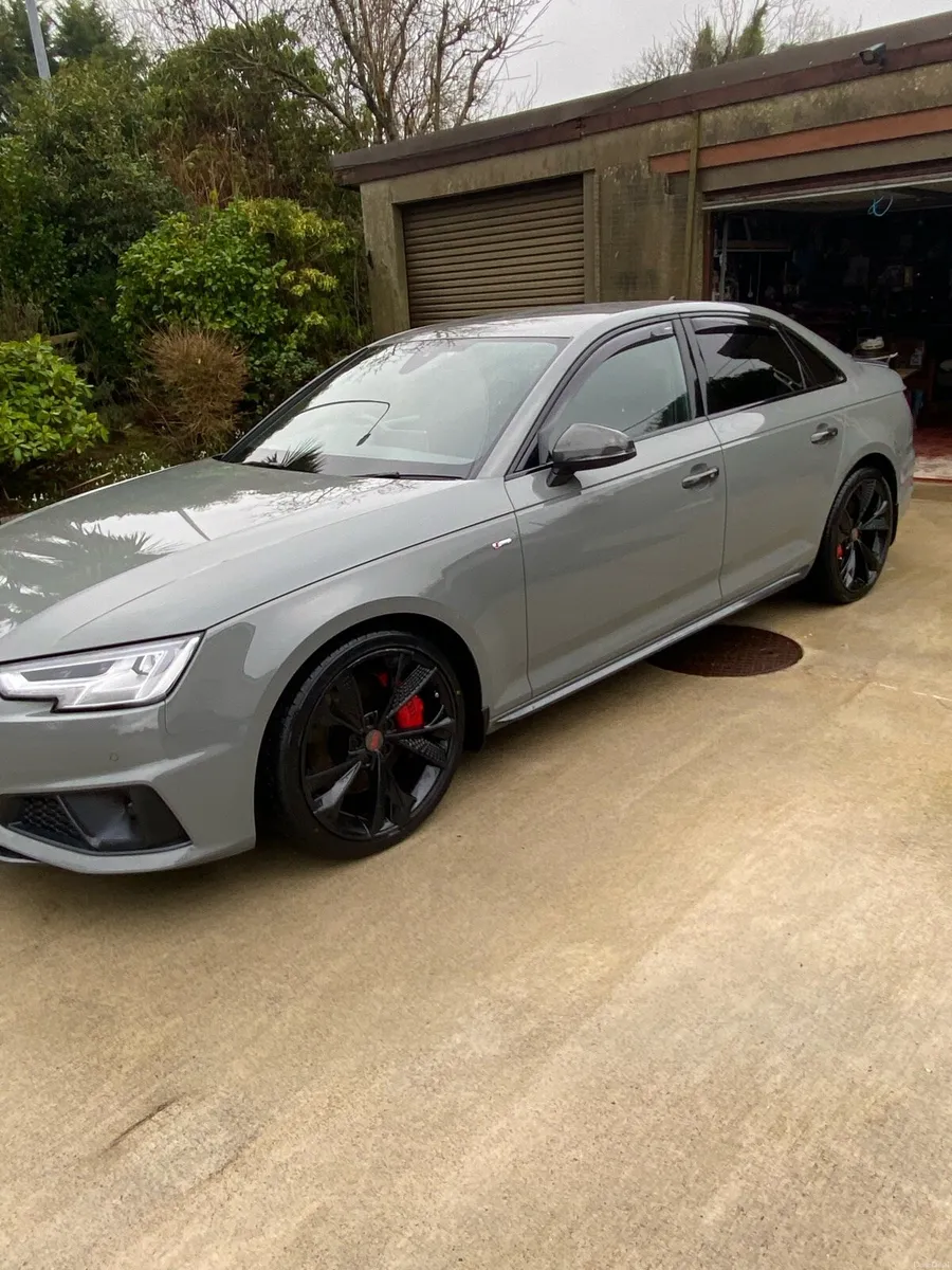 2019Audi A4 45 TFSI Quattro s line black edition - Image 1
