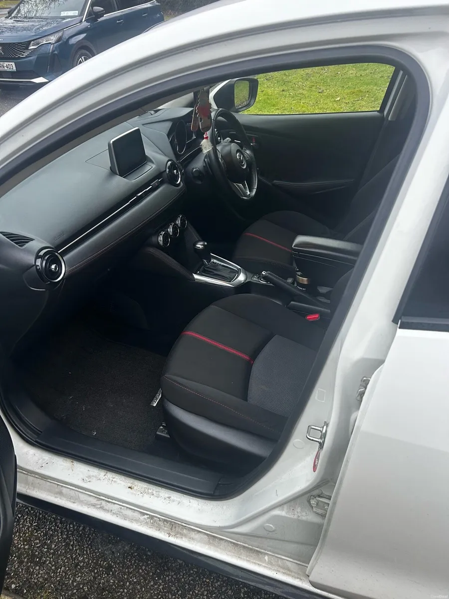 Mazda demio (mazda2) diesel automatic - Image 6