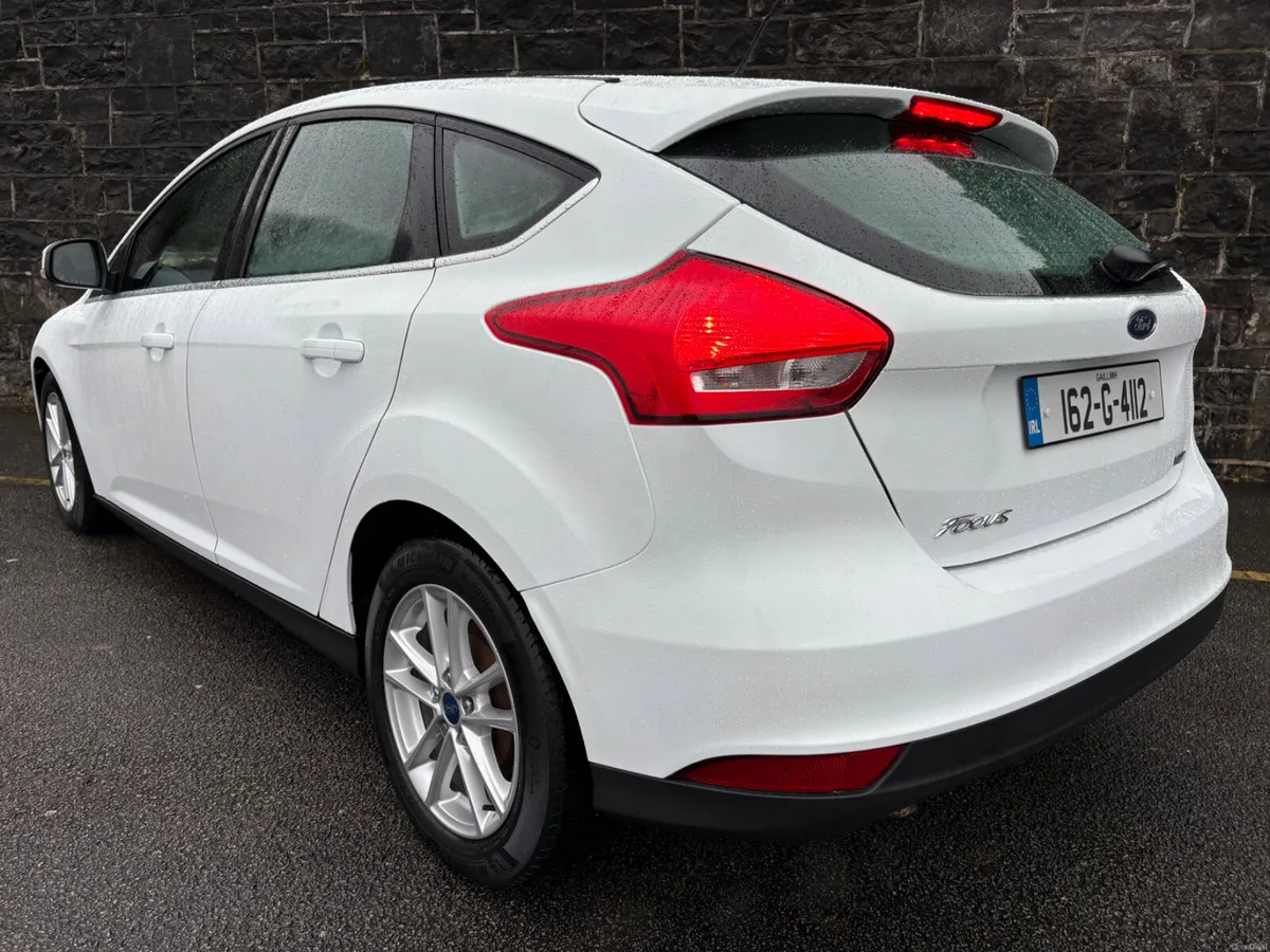 161 Ford Focus 1.0 petrol! Warranty +Trade ins👍 - Image 2
