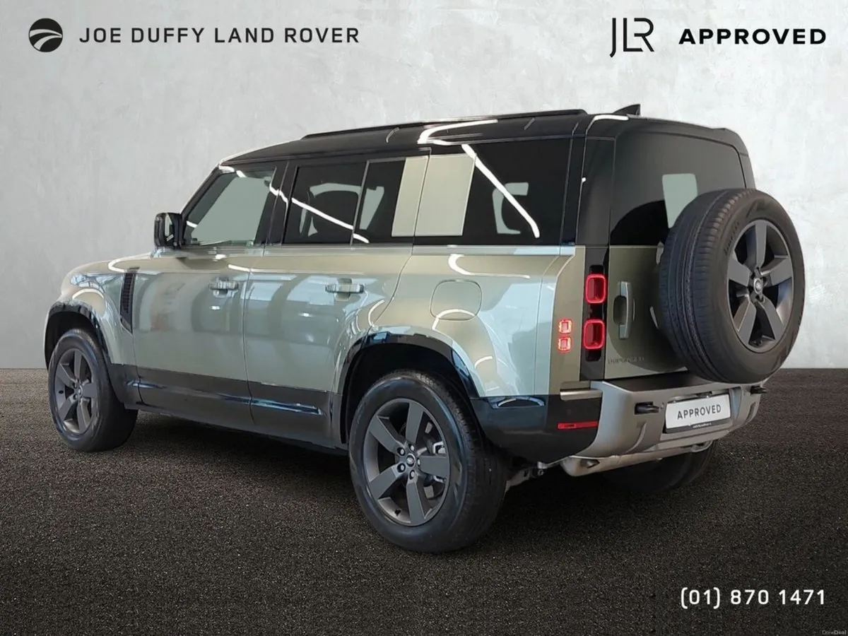 Land Rover Defender X-Dynamic HSE 2.0 PHEV - Image 3